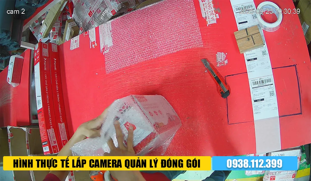 lắp camera quản lý đóng gói hàng hóa